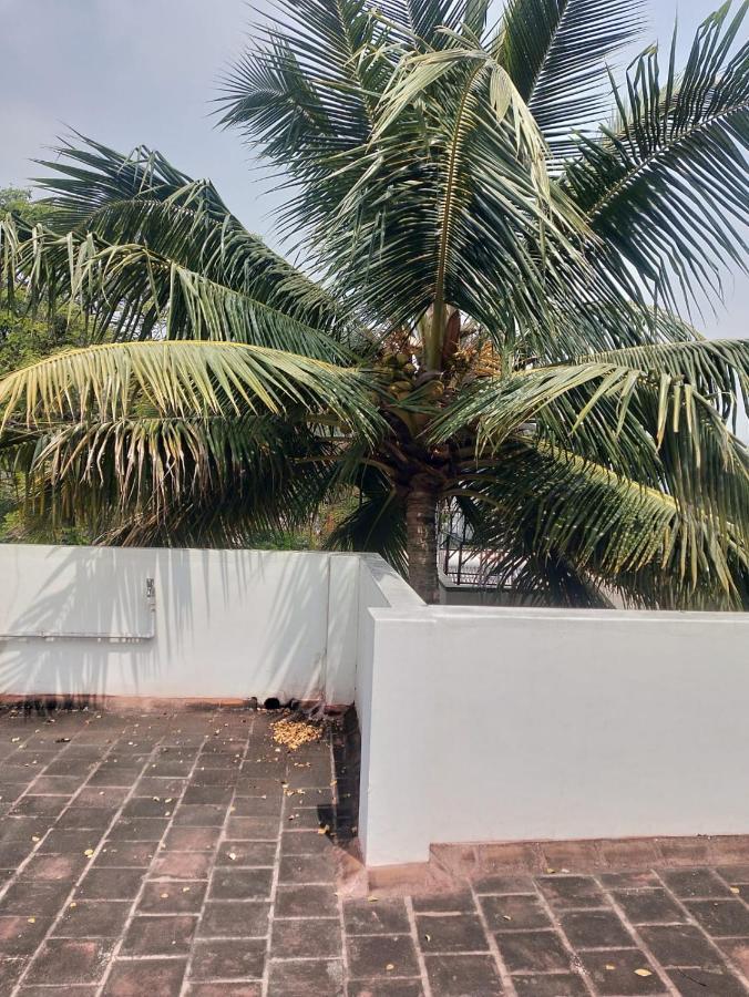 Sremethila Homestay Marudhamalai Eksteriør billede