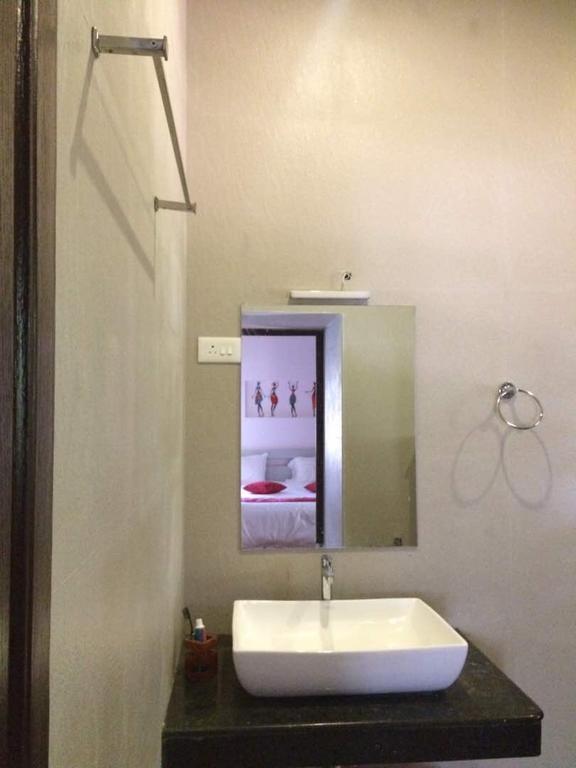 Sremethila Homestay Marudhamalai Eksteriør billede
